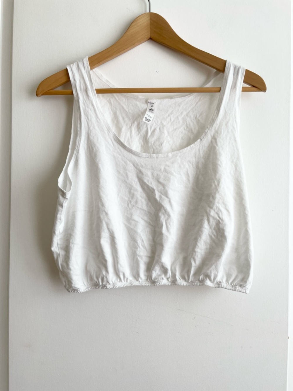 ALO YOGA Cool Breeze Cotton Tank Top White Size M Bubble Hem Cinched